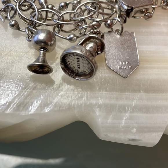 Vintage JB Sterling Silver Interwoven Link Bracelet with 14 European Charms 54g - Picture 7 of 17